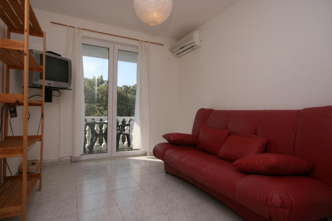 Apartments With A Parking Space Mandre, Pag - 6405 Kolan Exterior photo